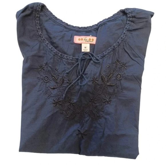 Koi By Kathy  Peterson Embroidered Navy Blue Scrub Top Size M - Picture 3 of 6